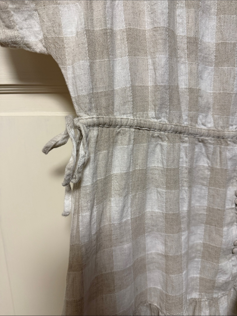 Madewell Neutral Plaid Button-Neck Linen Dress - Picture 4 of 9